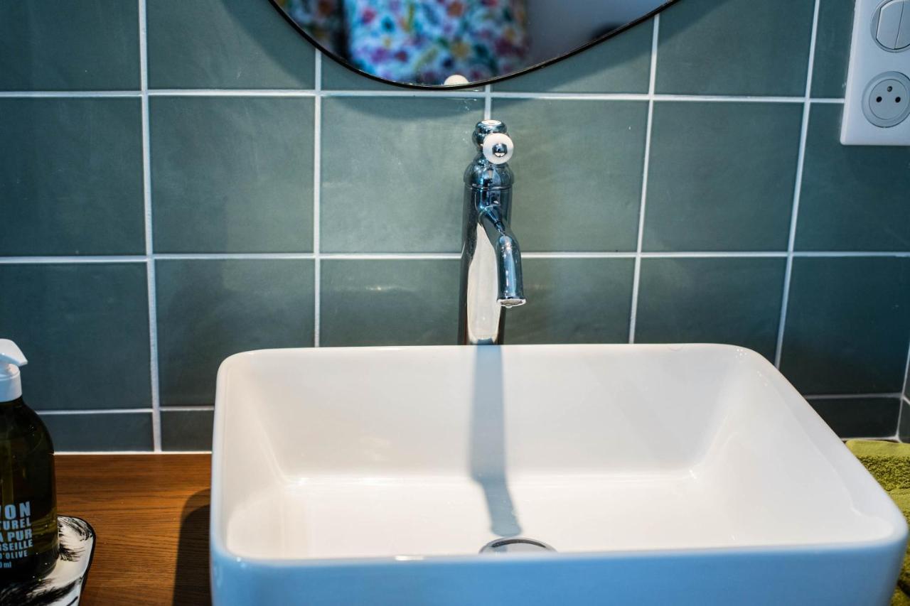 Les Apparts De Charly-Superbe Duplex Dans Un Hotel Particulier, Parking Prive Gratuit La Rochelle  Exteriör bild